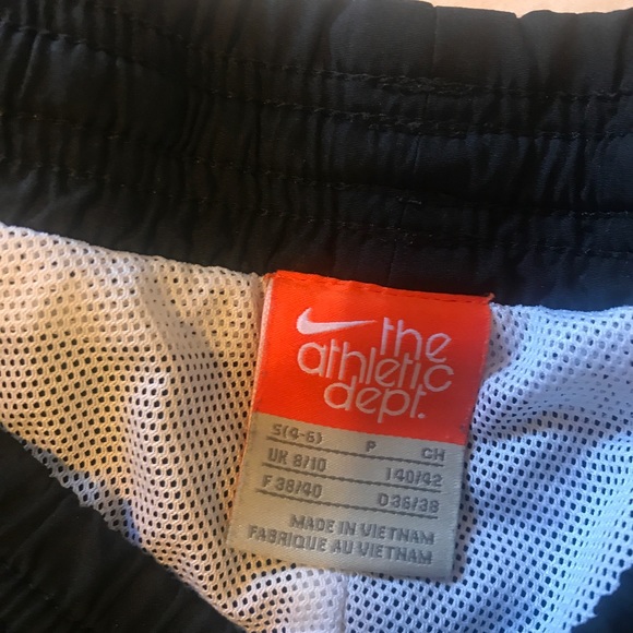 Nike Black Work Out Pants - Picture 3 of 3